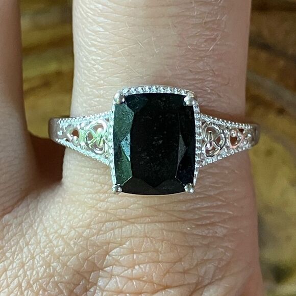 Natural Black Tourmaline Sterling Silver Heart Ring Size 11 - Picture 1 of 9